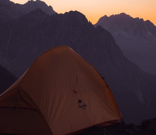 Explorer le Slow Travel en 2025 : Immersion et Déconnexion au cœur de la Nature
