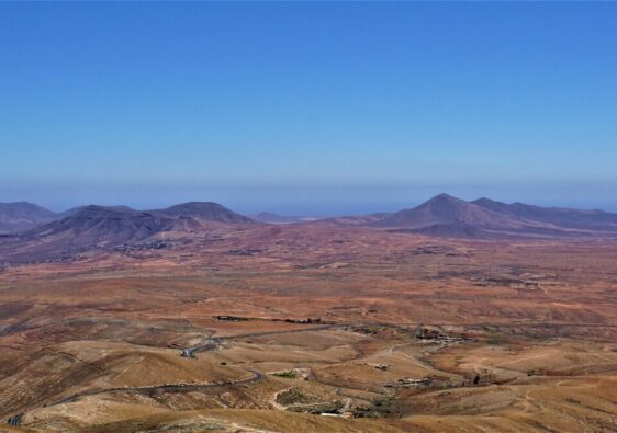 Guide du Nomade Digital à Fuerteventura : Vivre et Travailler au Paradis